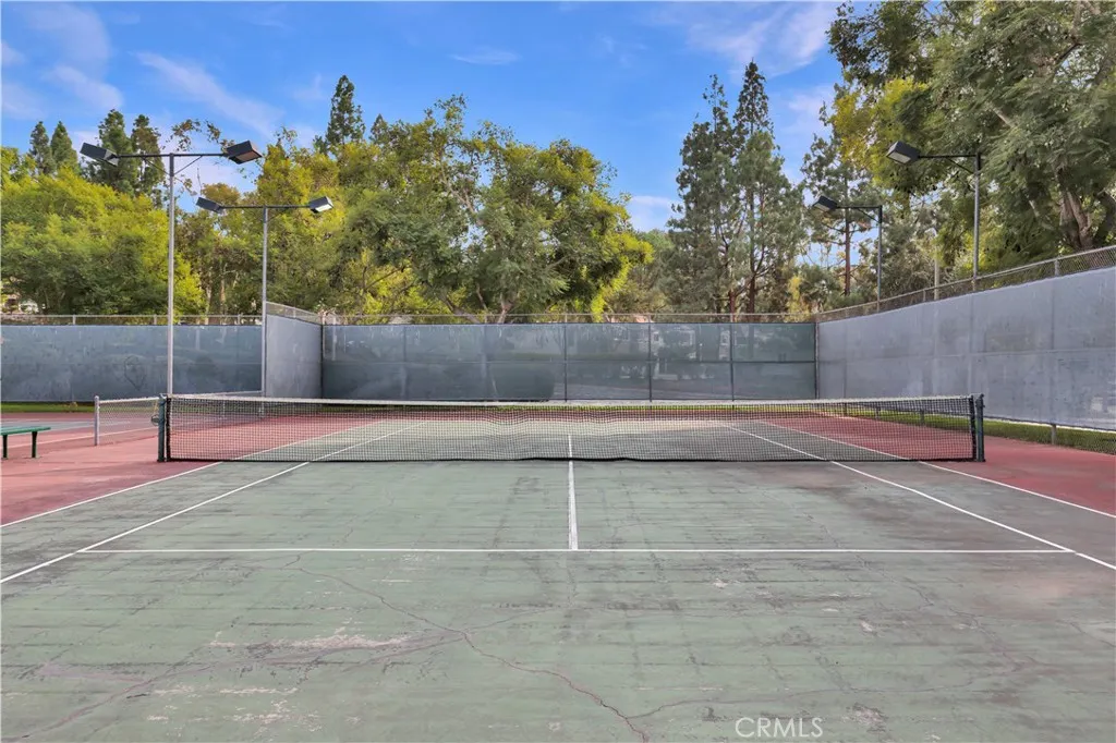 22081 Caminito Amor, Laguna Hills, California 92653 home-pic-33